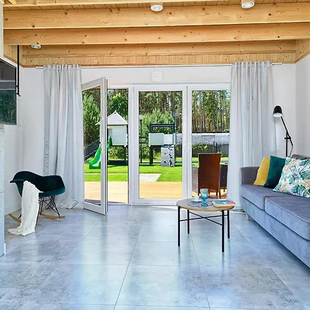 2 Bedroom Beautiful In Hébergement de vacances