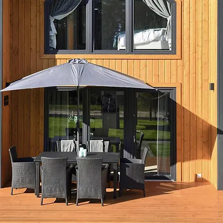 2 Bedroom Beautiful In Białogóra