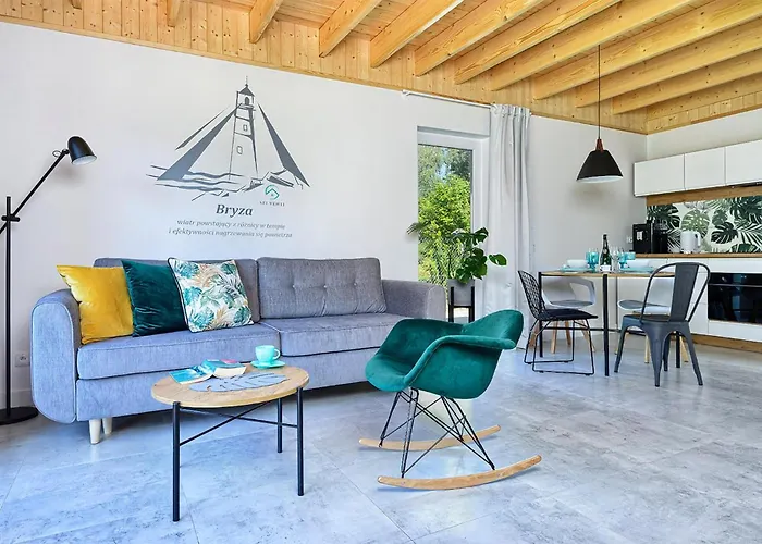 Nyaraló 2 Bedroom Awesome In Białogóra