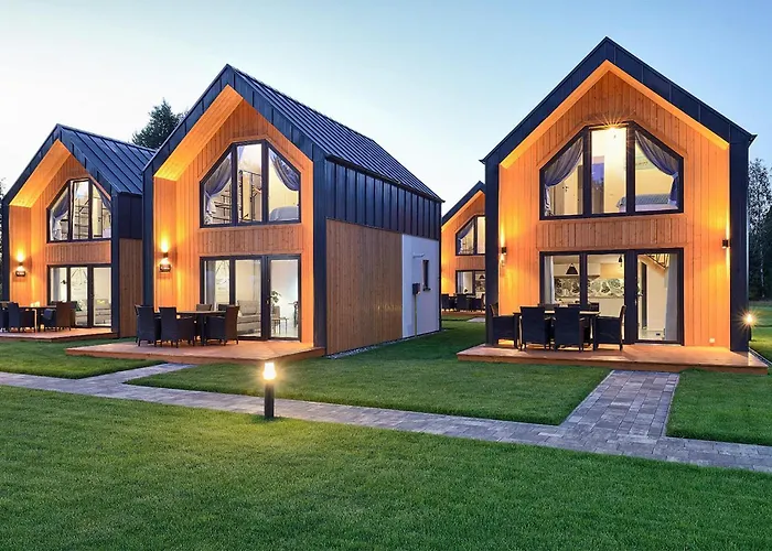 Nyaraló 2 Bedroom Awesome In Białogóra